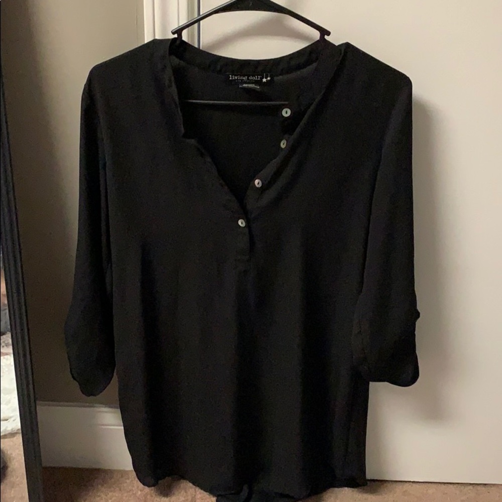 Black shirt
